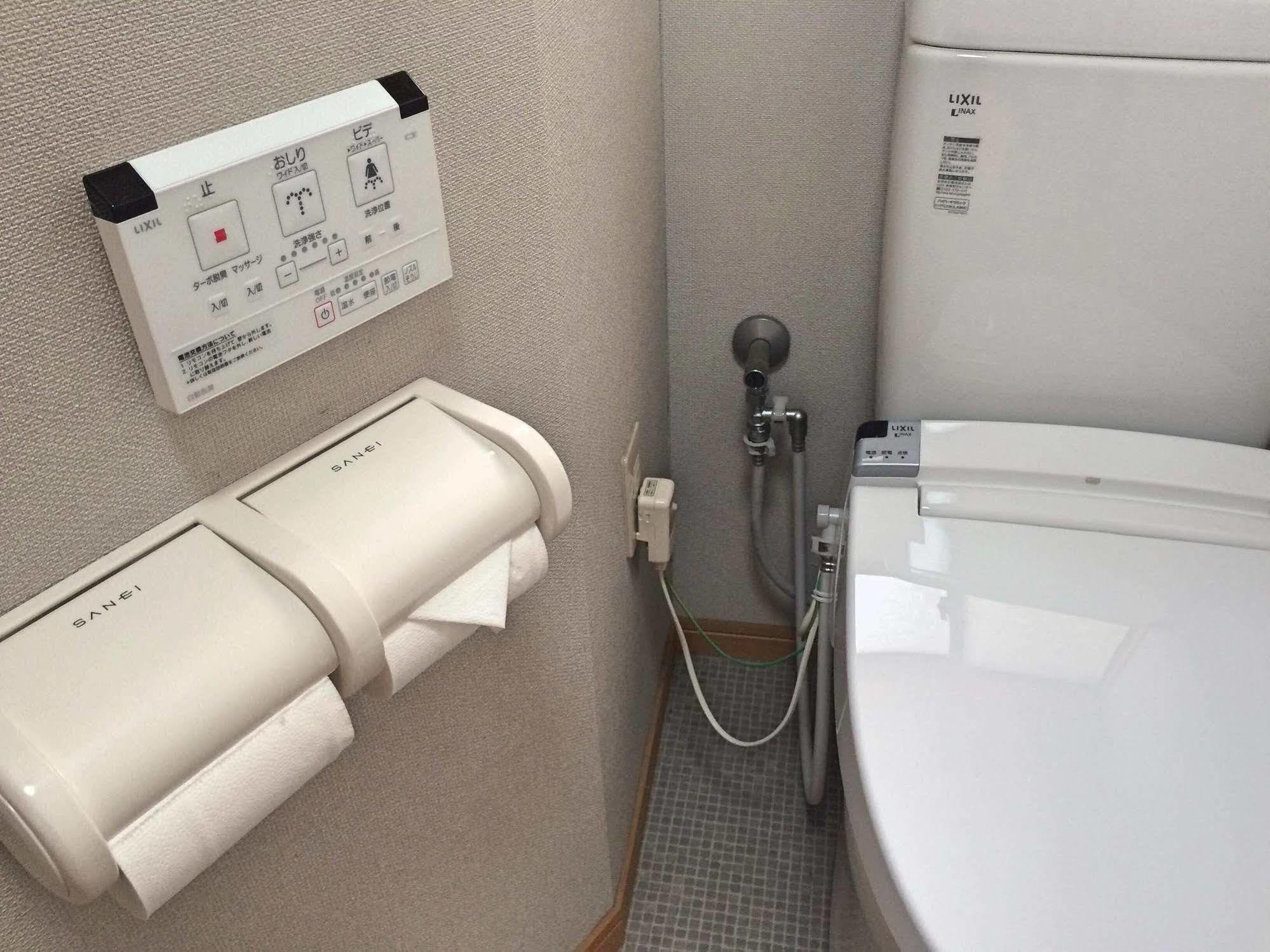 Guesthouse Oasis Osaka Zewnętrze zdjęcie
